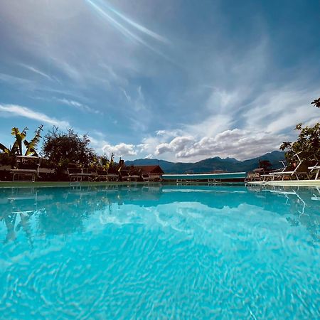 Hotel Ideal มัลเชซิเน ภายนอก รูปภาพ