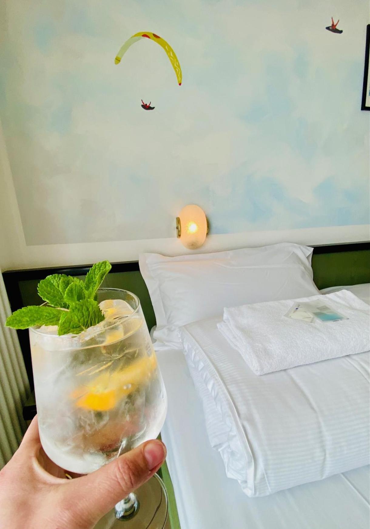 Hotel Ideal มัลเชซิเน ภายนอก รูปภาพ
