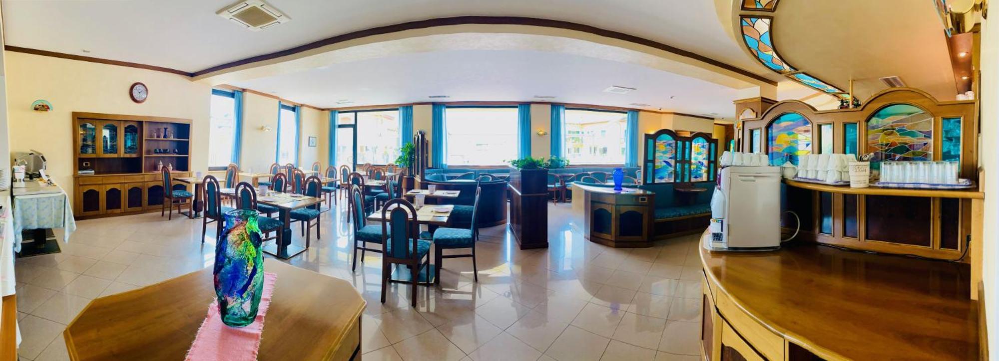 Hotel Ideal มัลเชซิเน ภายนอก รูปภาพ